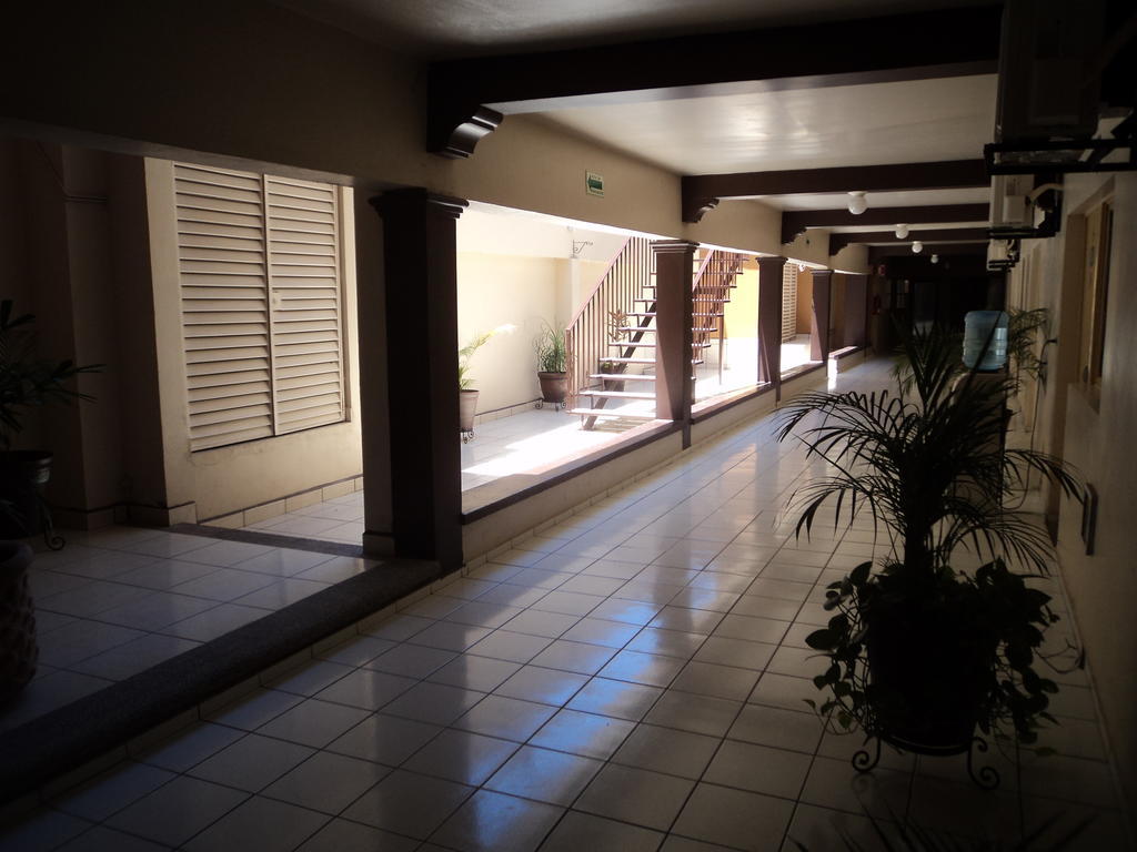 Hotel California นาโวฮัว ภายนอก รูปภาพ